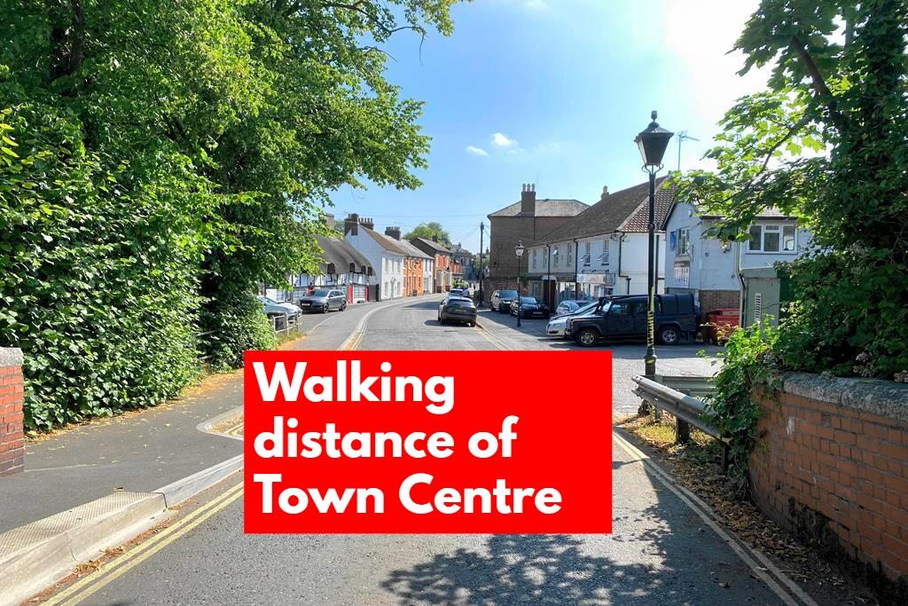 Close to High Street