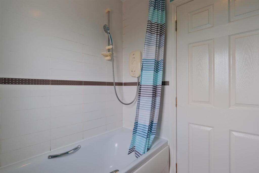 042-89 Bluebell Wynd, Wishaw, ML2 0PP.jpg