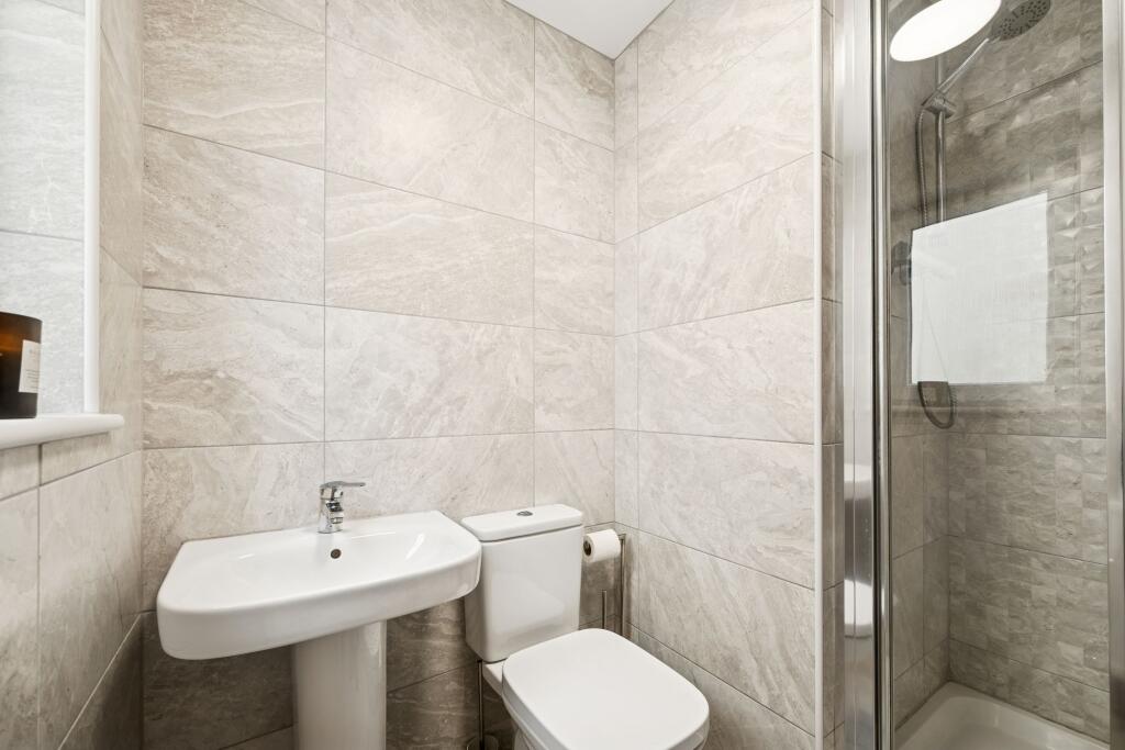 Bedroom One En Suite