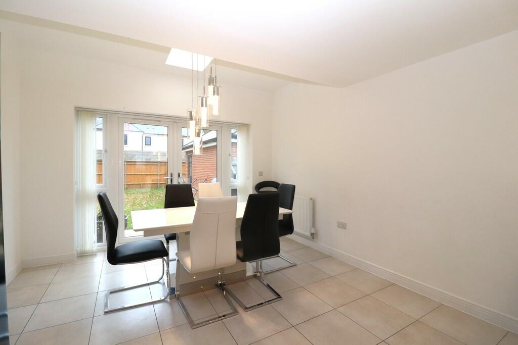 diner without fri...