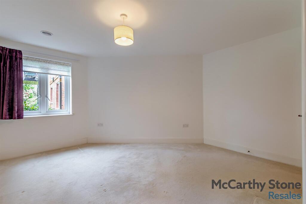 8646756-interior08-800.jpg