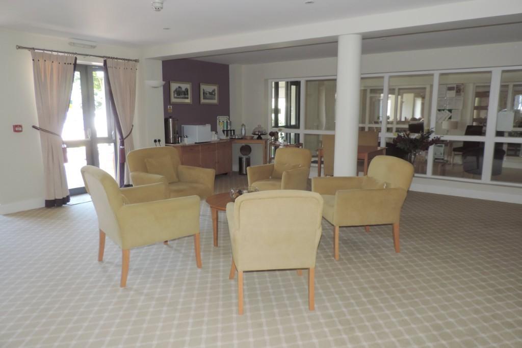 RESIDENTS LOUNGE