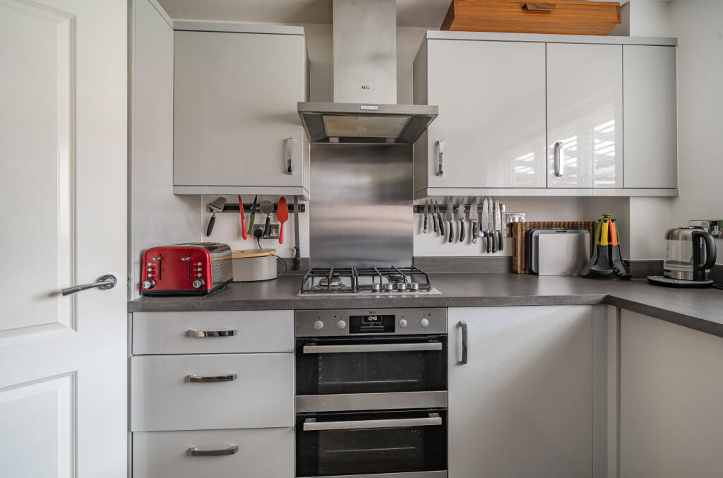 22-682206db24af9-...