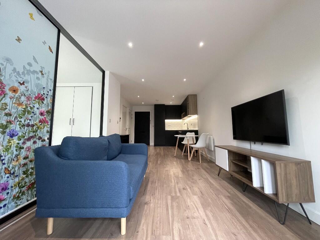 Beaufort Park, Beaufort Square, Colindale NW9