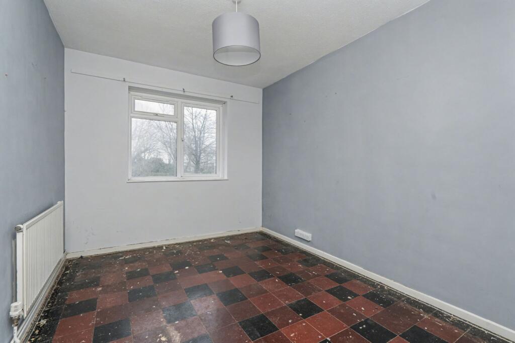 Flat 2 Campion House, Jocks Lane, Bracknell, RG42 1PG