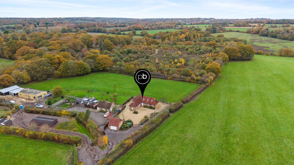 New Barn Farm Aerials Less than 3MB-9.jpg
