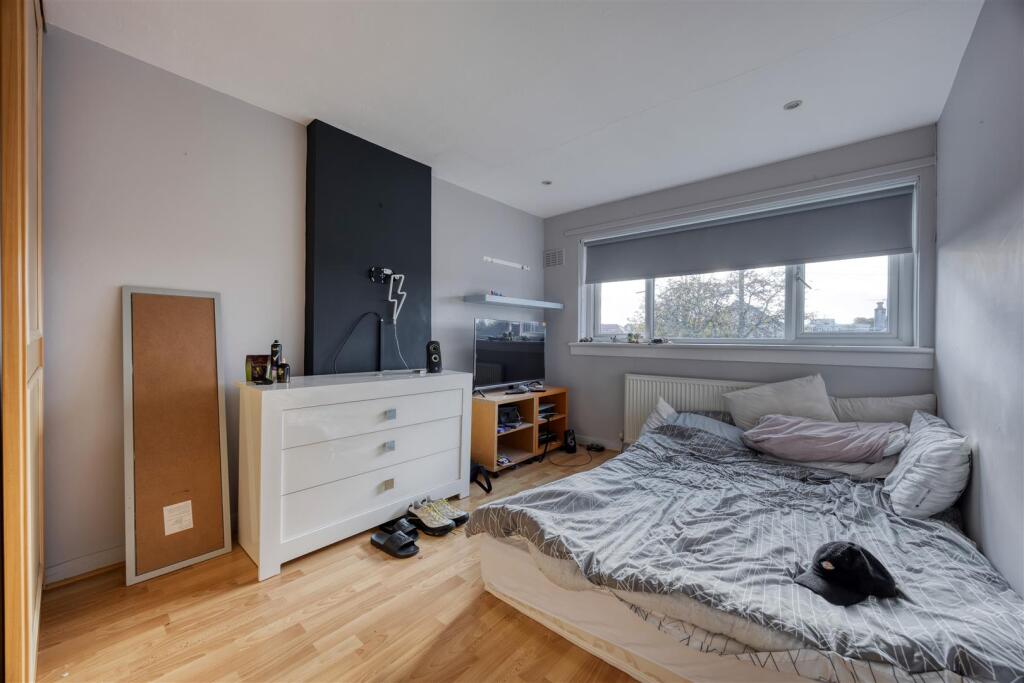118_BALMUILDY_RD_BISHOPBRIGGS_016.JPEG