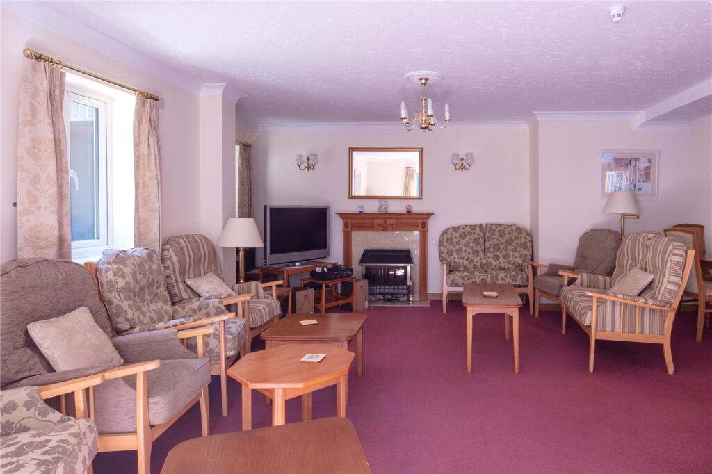 Communal Lounge