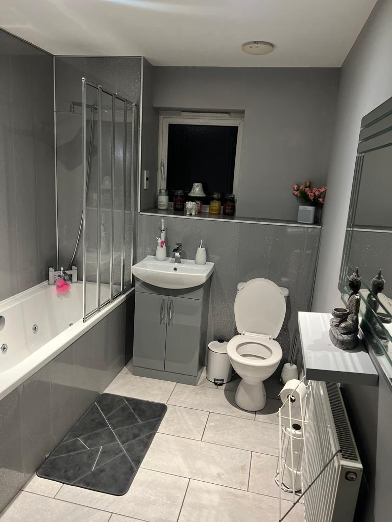 Bathroom.jpeg