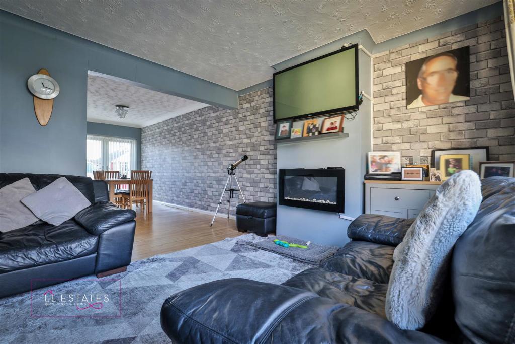 5 Ferguson Avenue-25.jpg