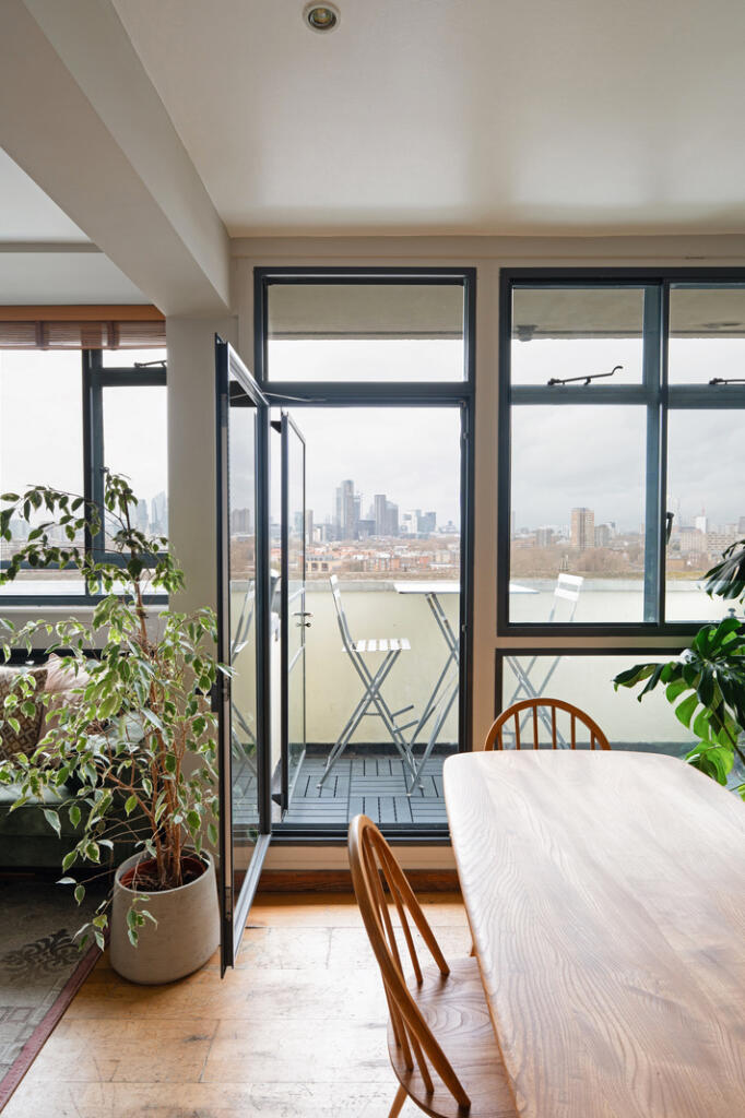 324243 - MP06426.jpg