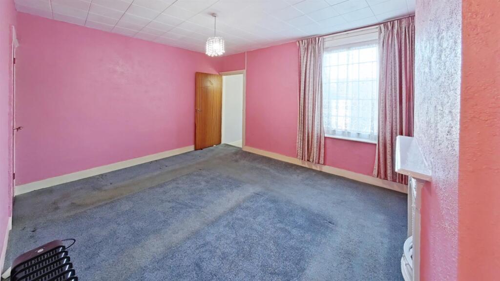 Rear Bedroom