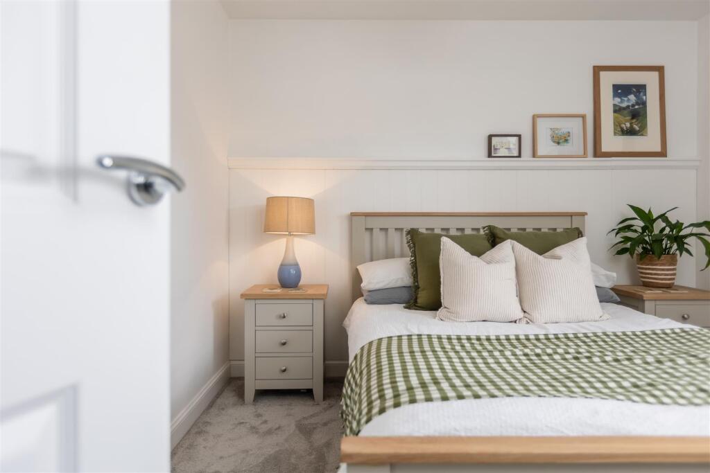 Dove Road 20 Bedroom 2-3.jpg