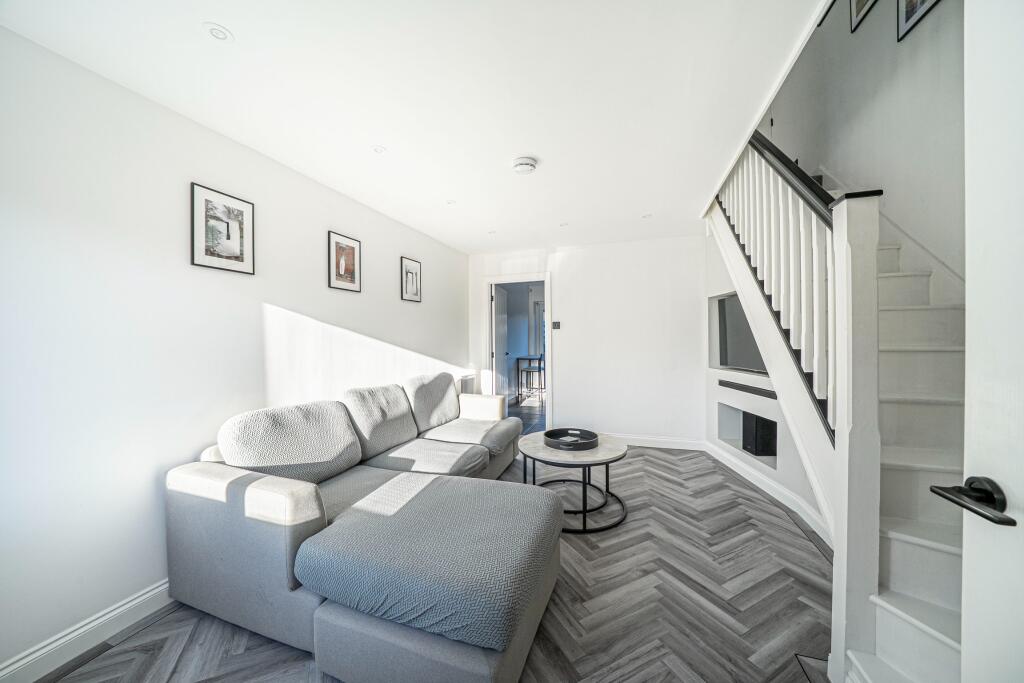 Hamburg Close, Andover, SP10 4LP