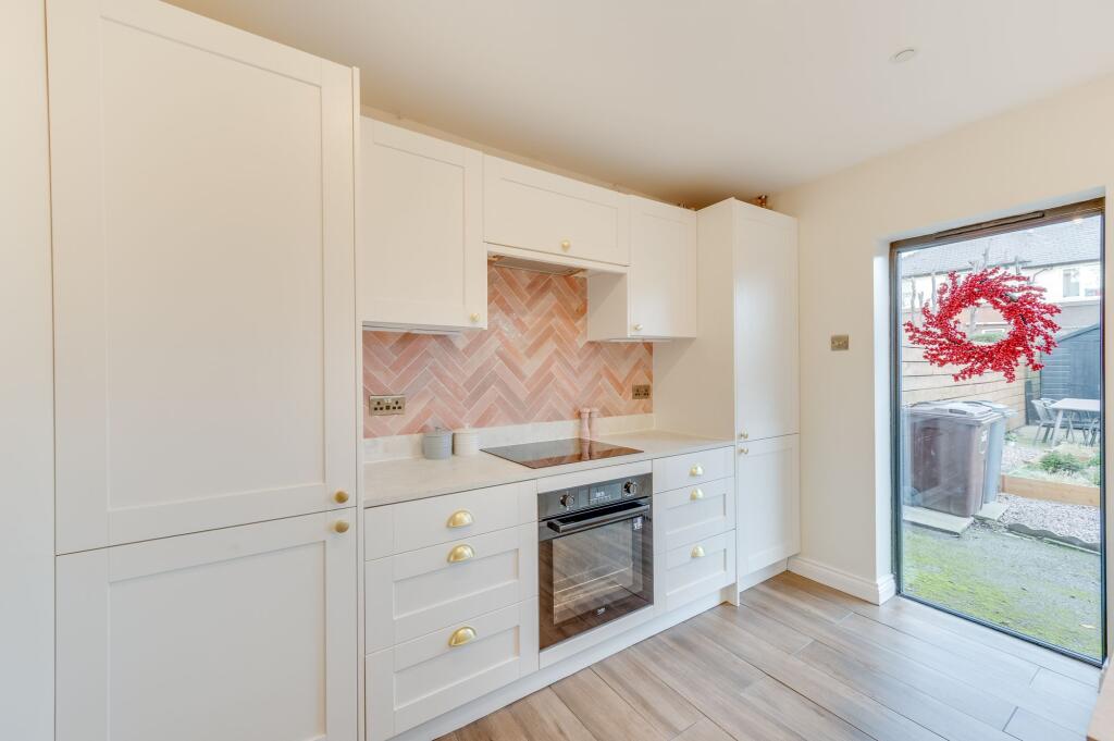 KITCHEN/DINER AND LIVING ROOM
