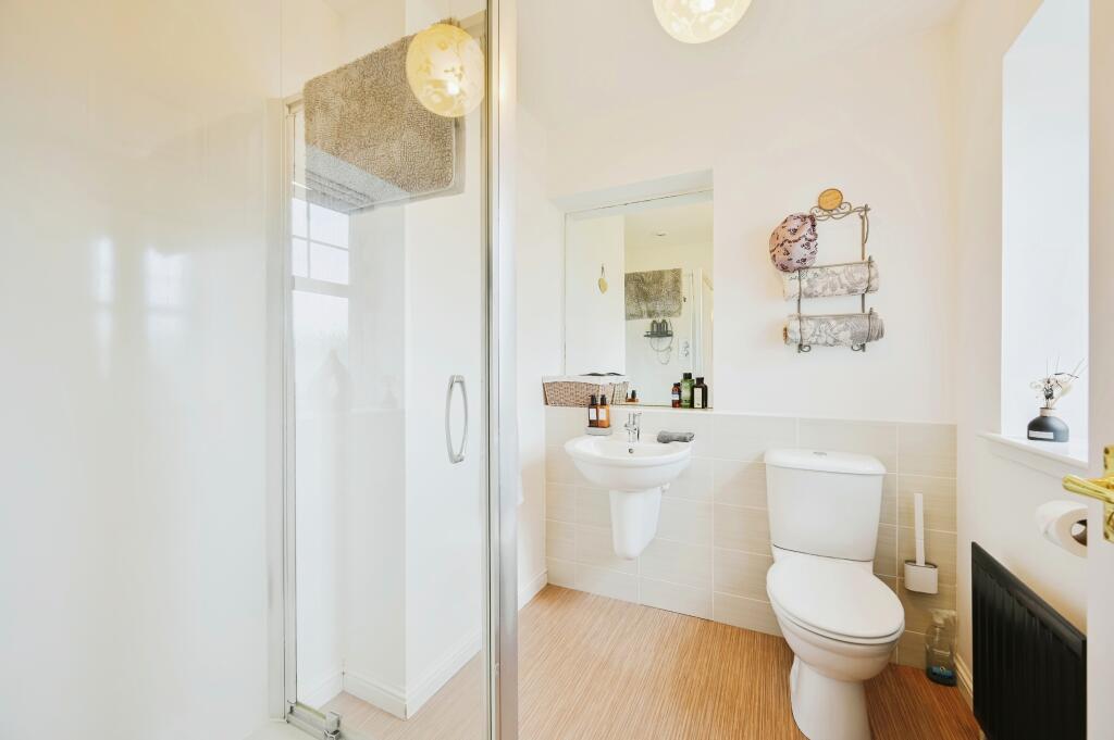 En-suite shower room