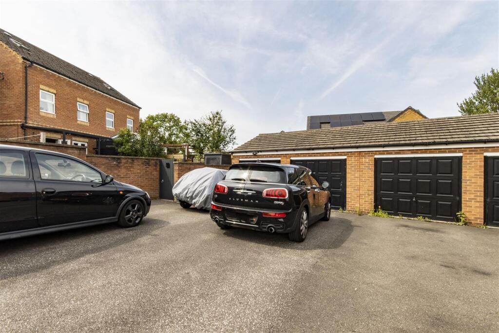 Parking &amp; Garage