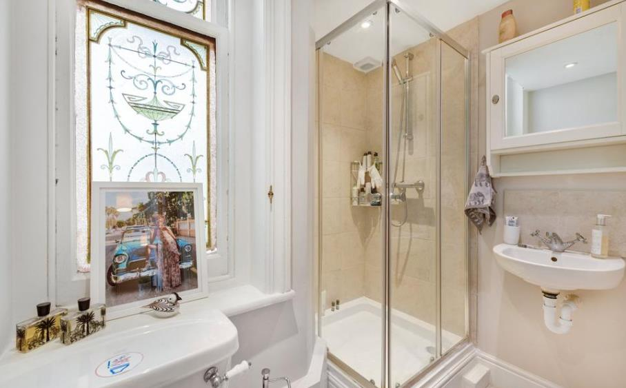 96 clarence gate gardens 8 21.10.png