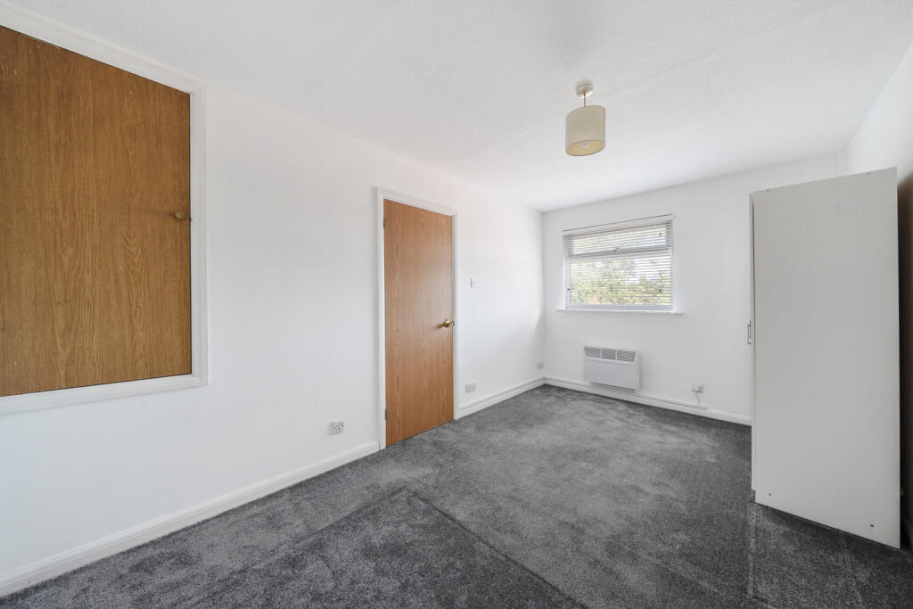 1317904-17-685ec5...