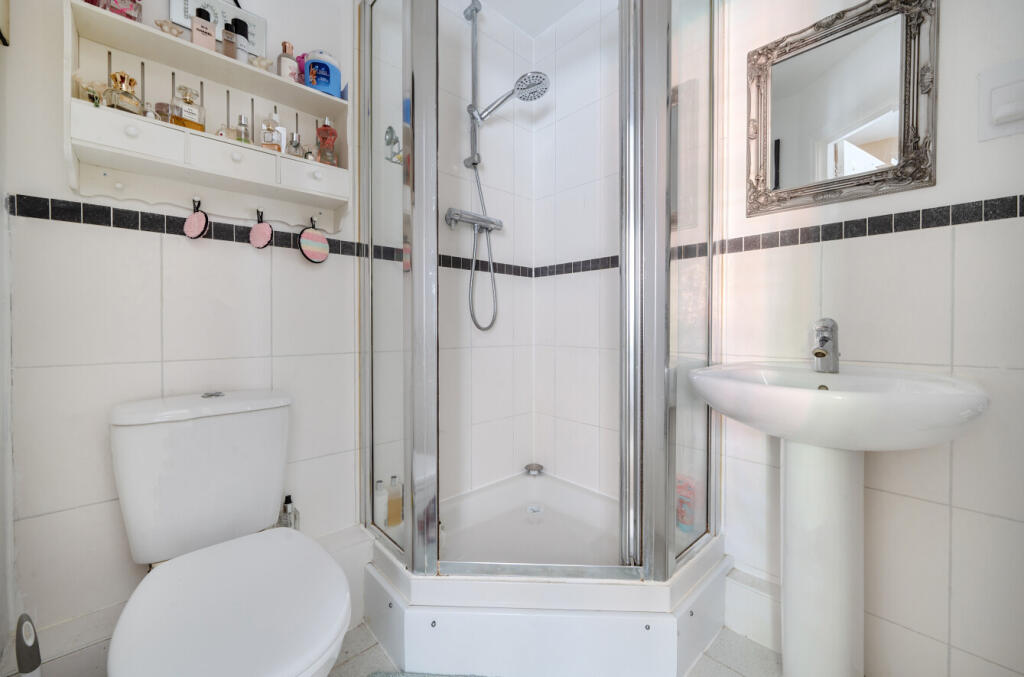 1310849-15-684c2a...