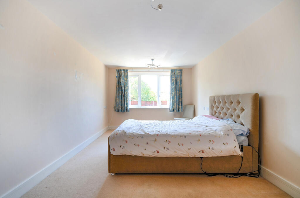 1311242-12-6852c3...