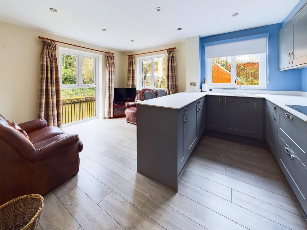 Kitchen/Lounge