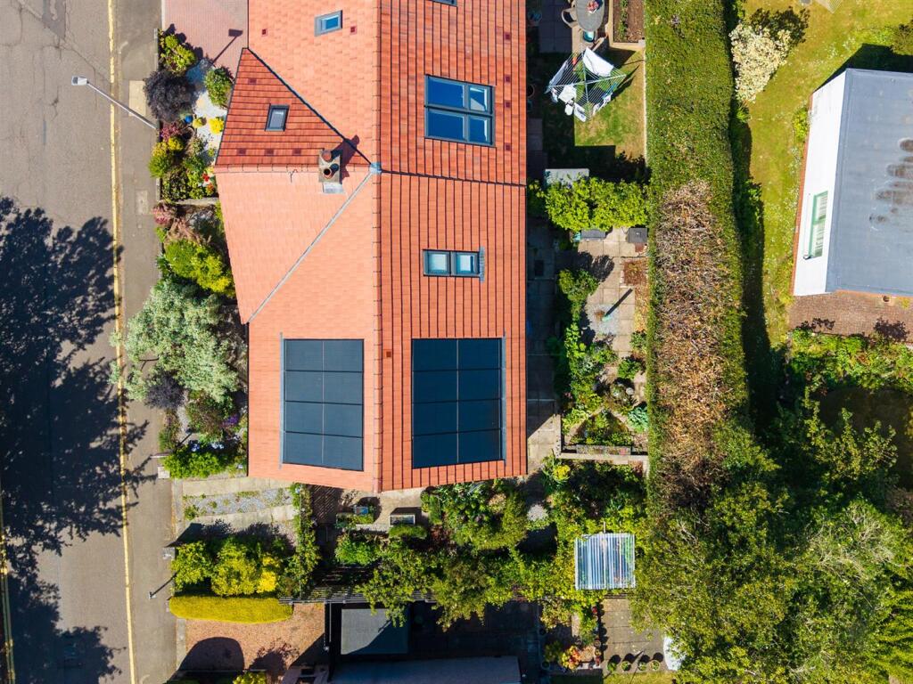 invergowrie dr (19).jpg