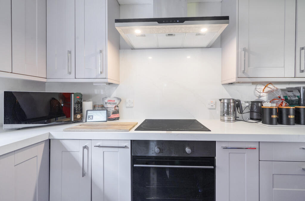 1358365-9-68d43d1...