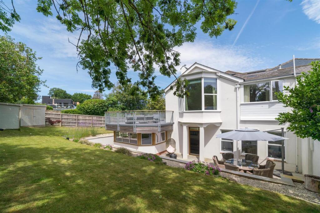 External and Gardens