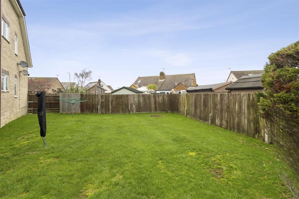 communal gardens.JPG