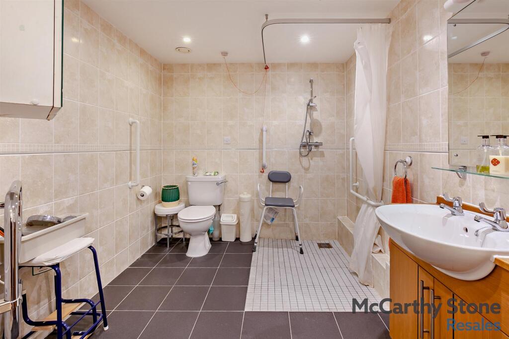 8666943-interior08-800.jpg