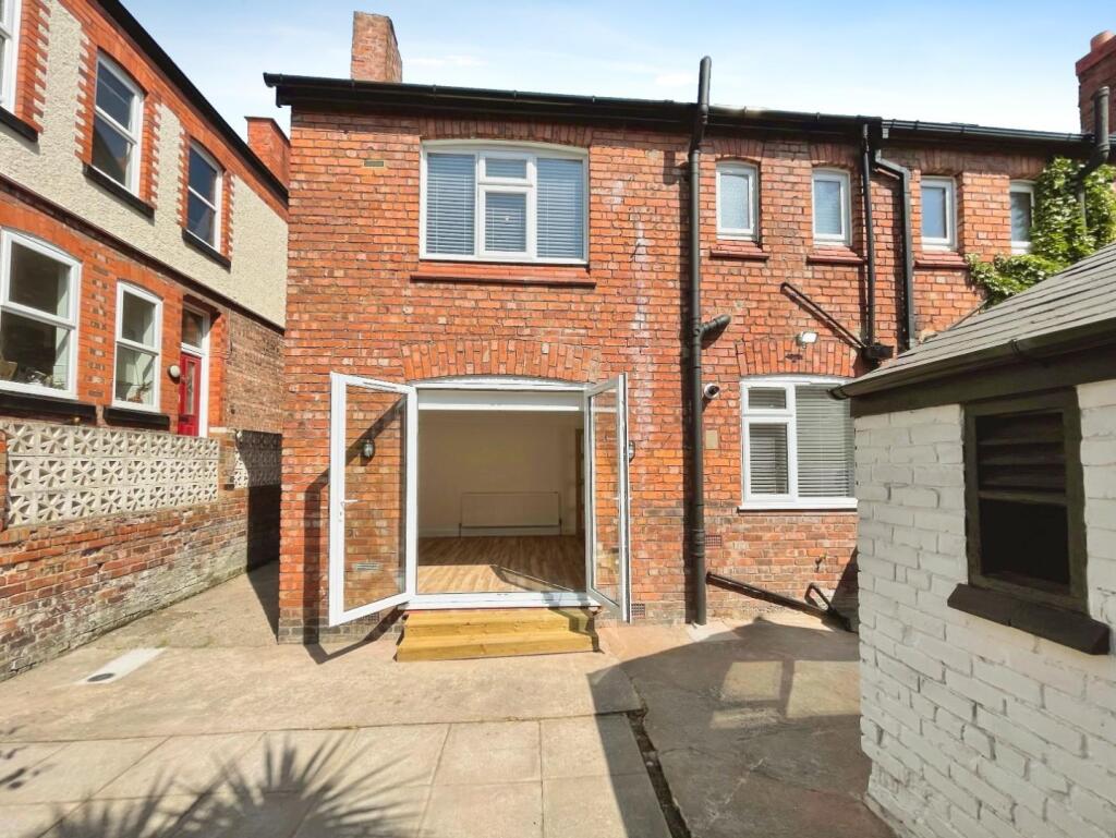 06d5e538--4B14-8DEE-BD40C2E63AE9-28331-0000041B5FB