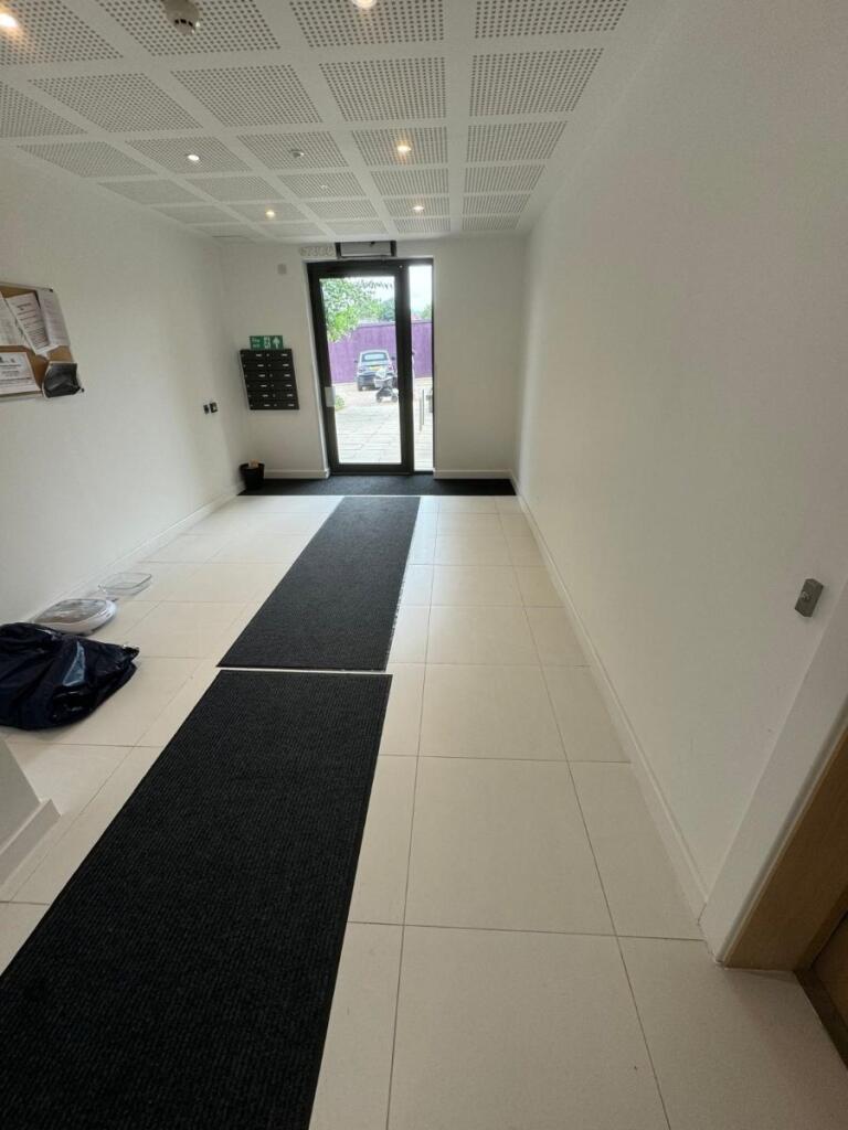 Flat , Caledonian Building, Mill Hill