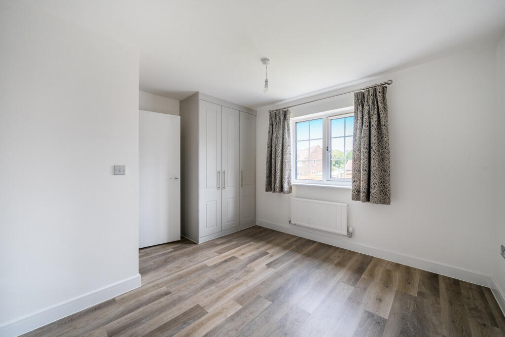 1329957-5-6887a2b...