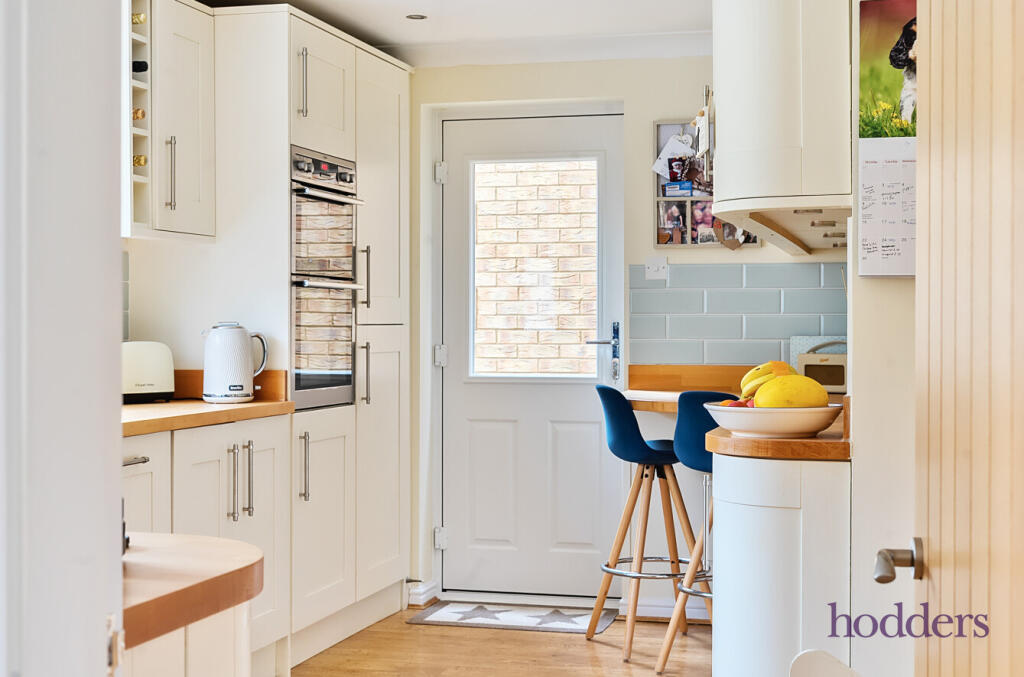 9bec615f-89cf-4f2...