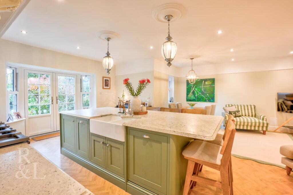 89 Burton Road (4).jpg