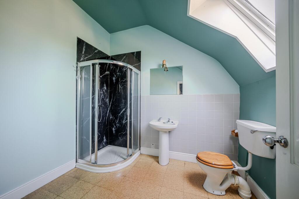 SECOND FLOOR SHOWER ROOM