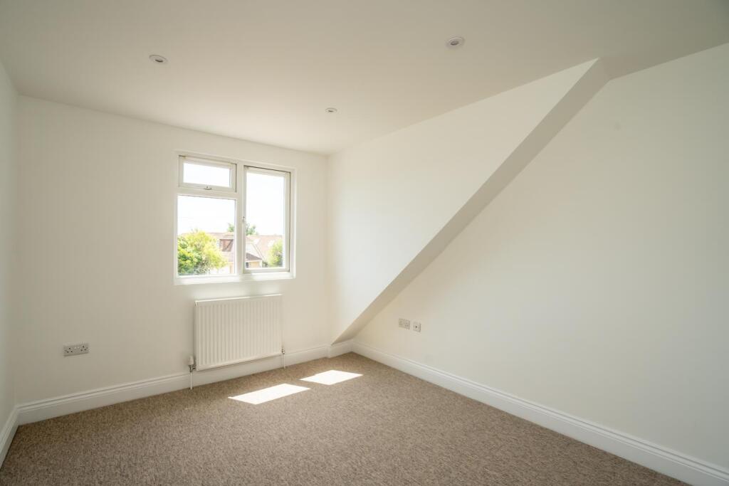 Bedroom 3.jpg