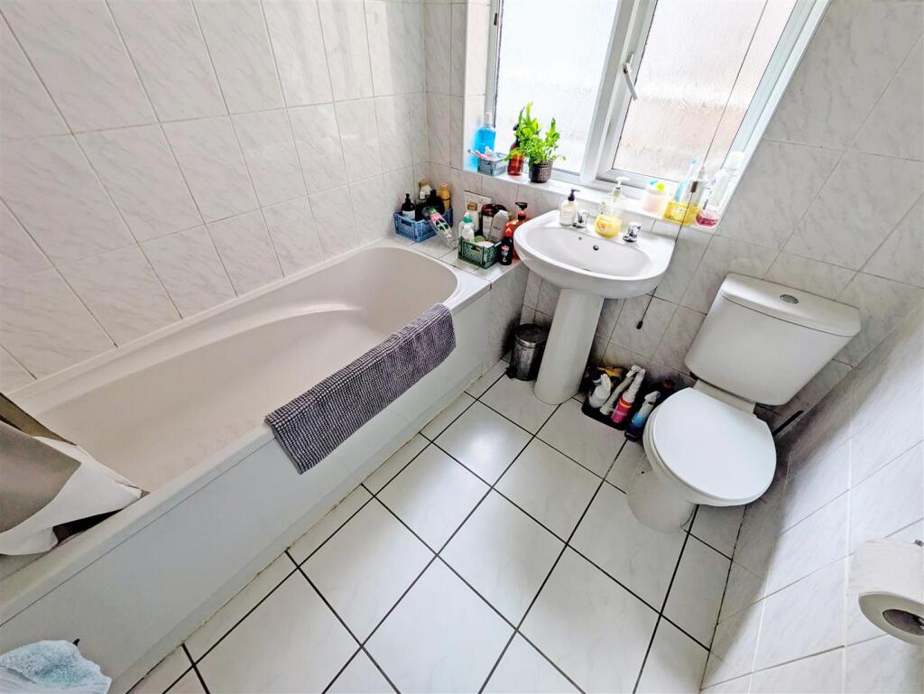 Bathroom.jpeg