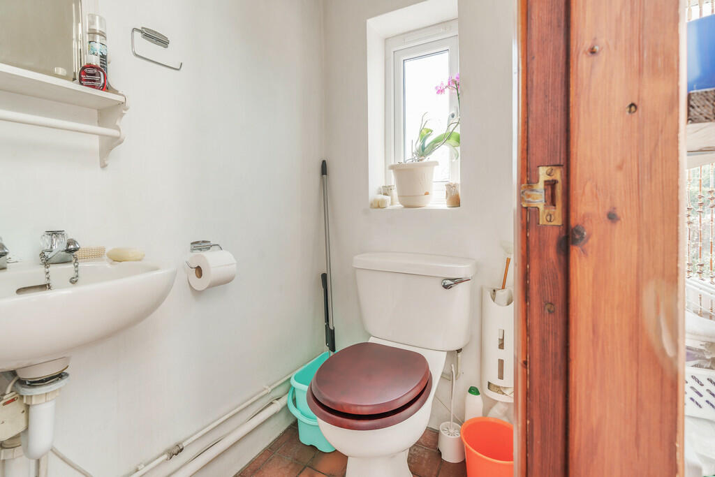 Ground Floor WC