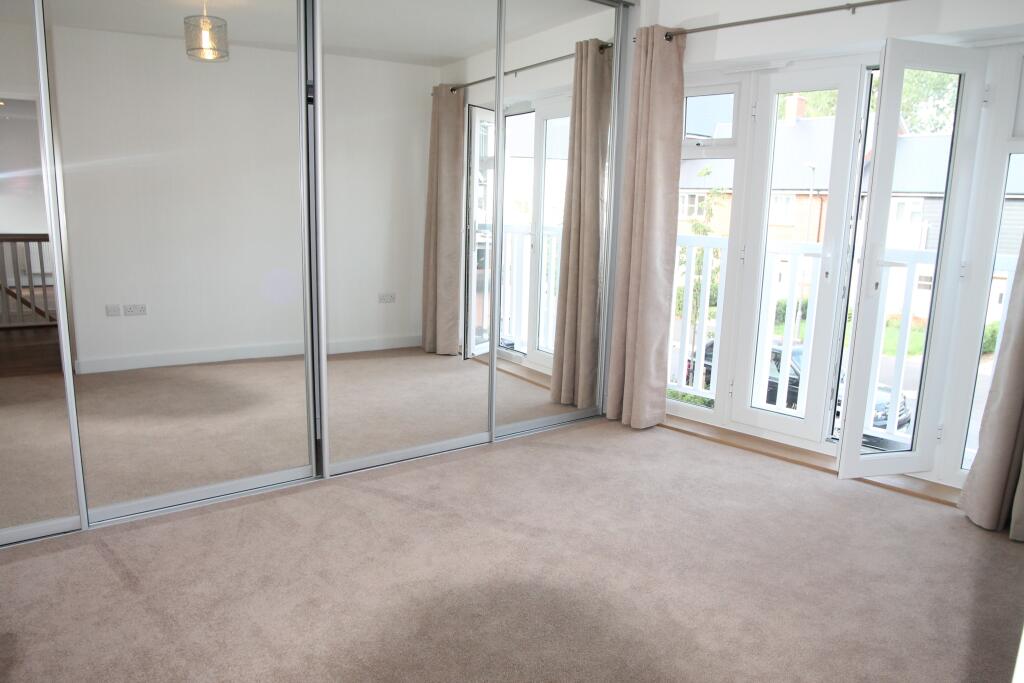 32 Chequers Avenue B