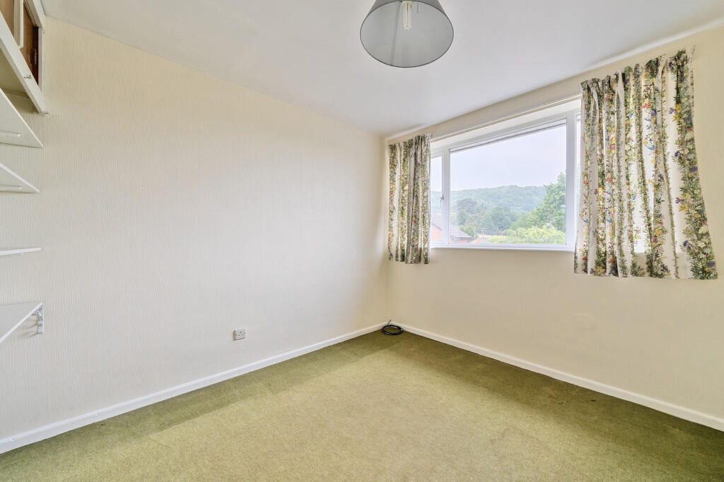 1299033-1-682de54...