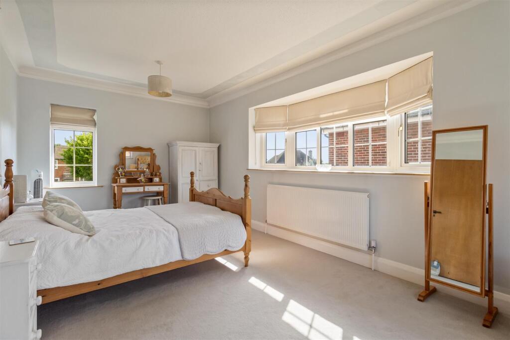 Chelwood Avenue 10-015.jpg