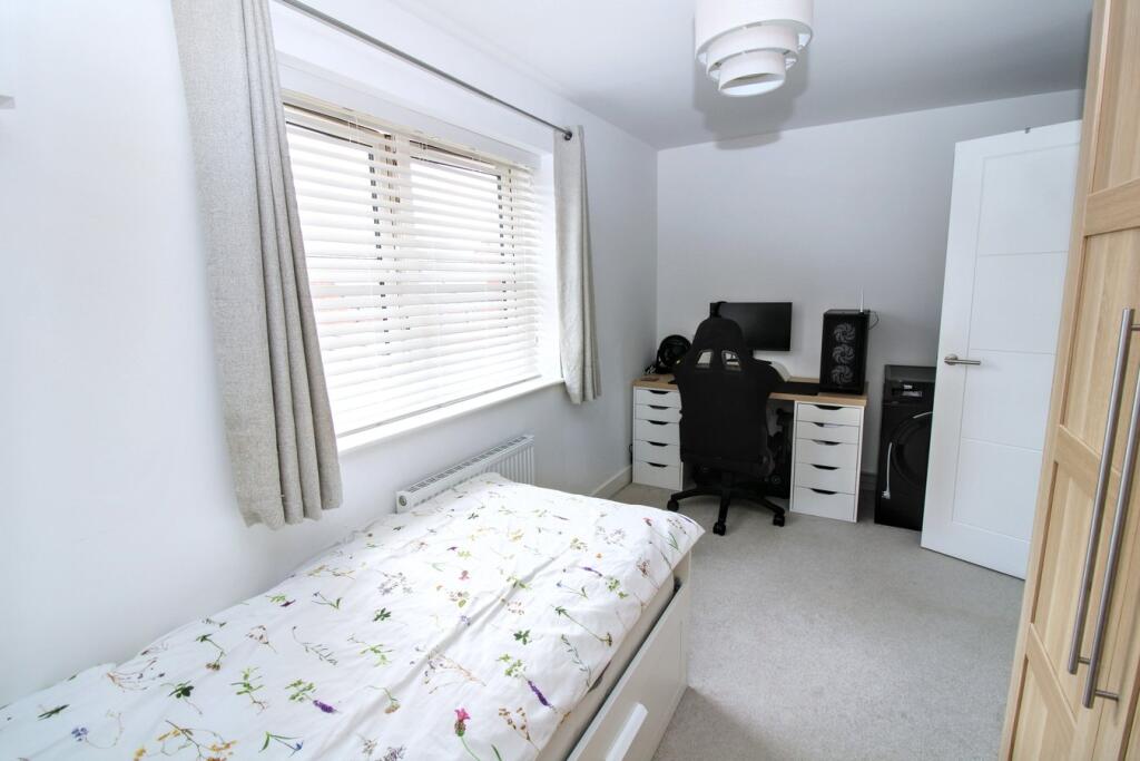 BEDROOM TWO 