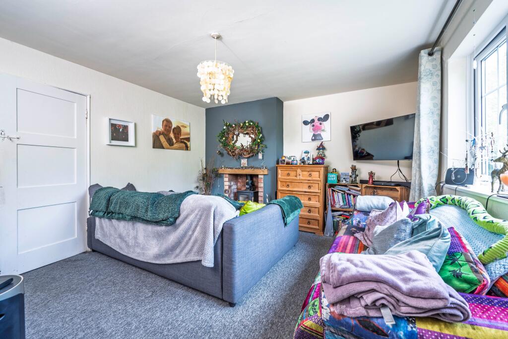 1-4 Greenlands Cottages, Ashorne, Warwick CV35 9AB