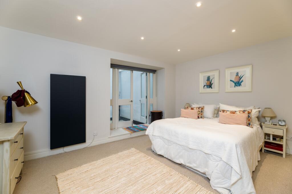 Sussex House 3 (0...
