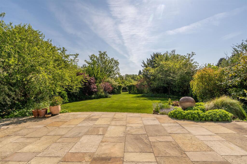 14 Brueton Avenue_3.jpg