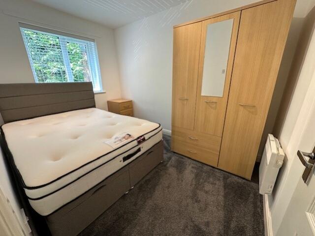 Bedroom 1 (1)