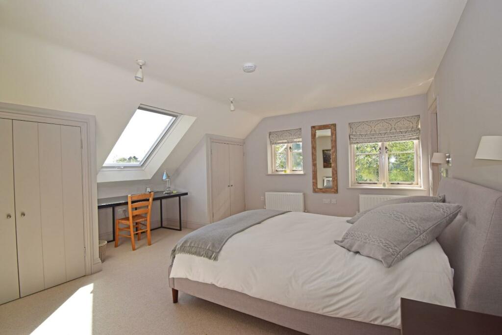 Ridgeway, bedroom 1a.jpg