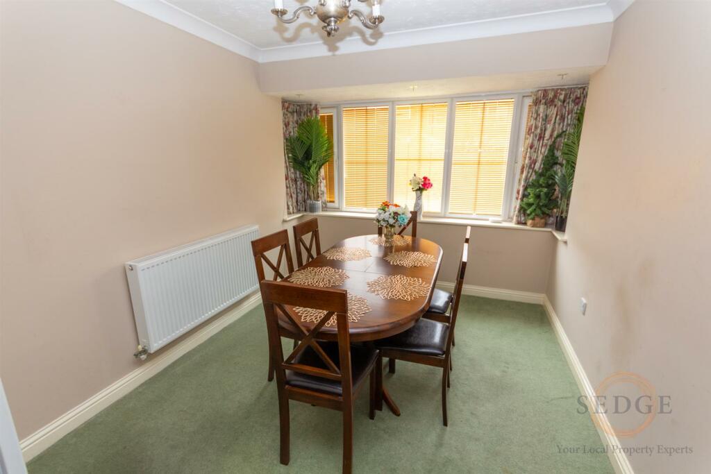 3 pine court -4.jpg